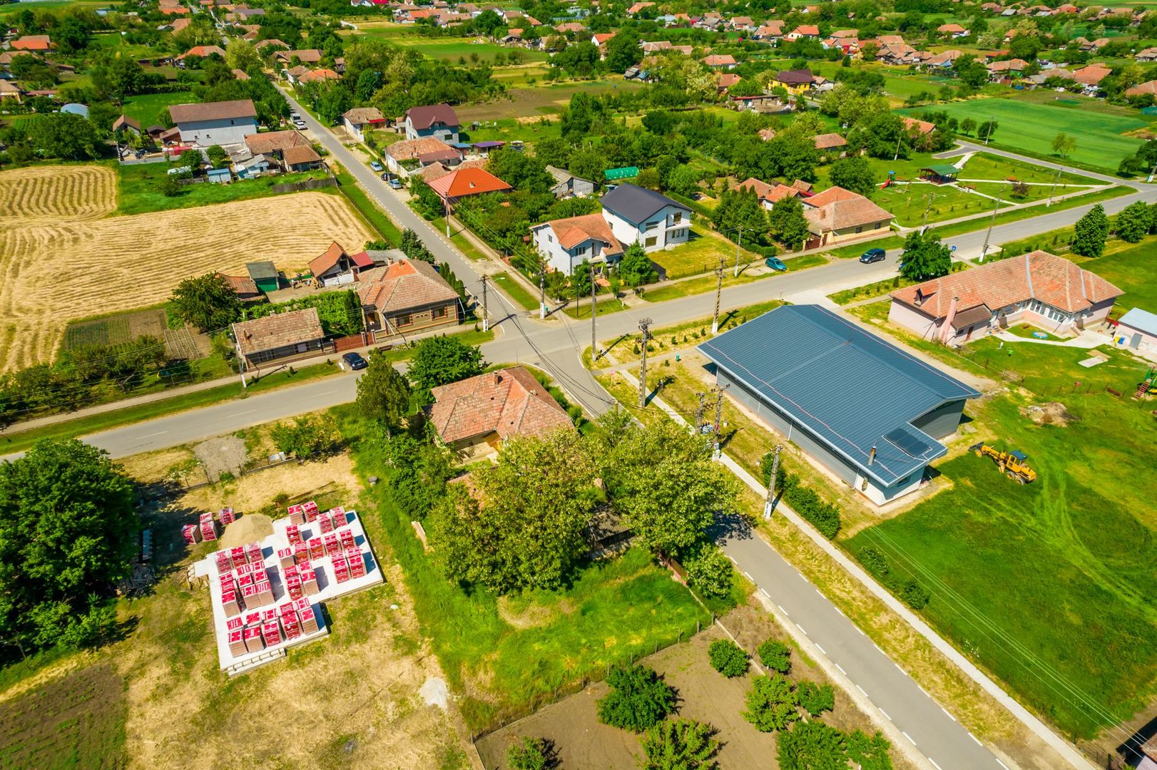 Casă cu potențial în Iratoș - Poză 8