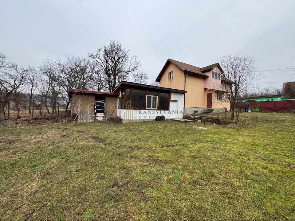 Casă cu suflet, într-o oază de liniște din zona Porumbacu, Sărata - Poză 2