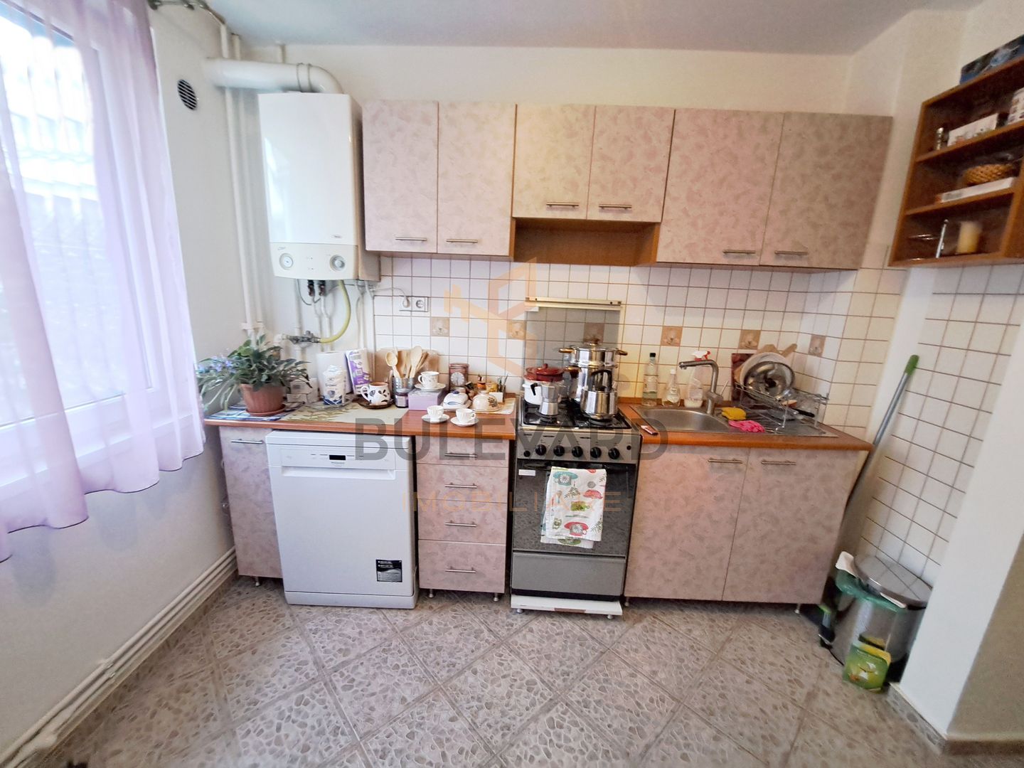 Apartament 2 camere, zona Liceului Onisifor Ghibu, etaj intermediar - Poză 9