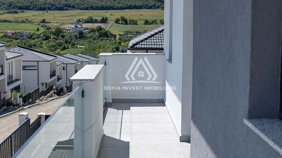 🏡 Casă individuala Semifinisată în Chinteni Liniște Spațiu Priveliste - Poză 9