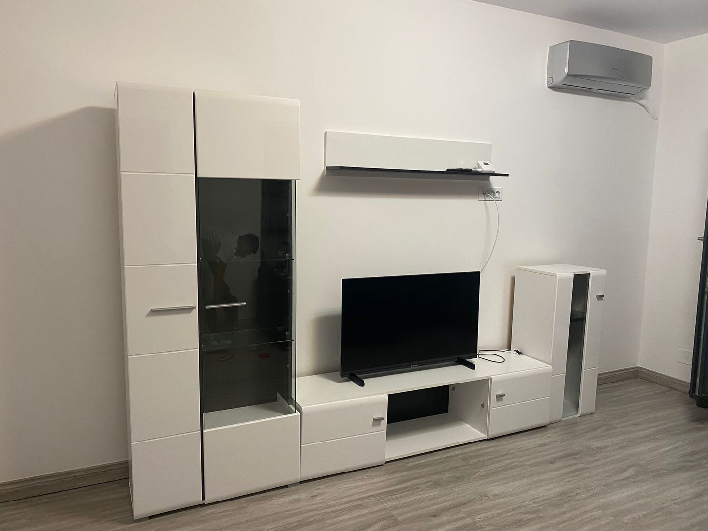 2 camere, 56 mp, etaj 3, mobilat-utilat, Ansamblul Aqua City - Poză 1