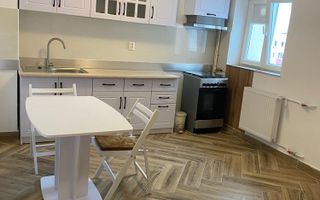 De inchiriat apartament cu 2 camere RENOVAT , Sun Plaza sector4 - Poză 3