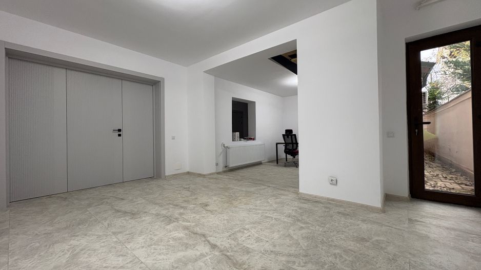 VANZARE VILA 7 CAMERE P+M | ZONA HERASTRAU - Poză 16