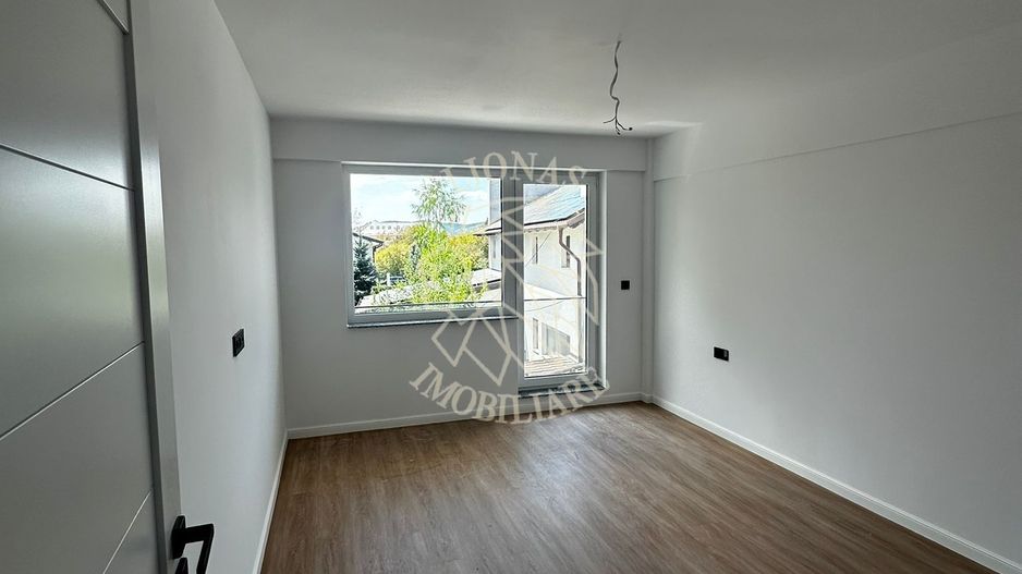 Apartament Nou Finisat 2 camere-balcon 9 mp-etaj 1-Zona Libertatii - Poză 3