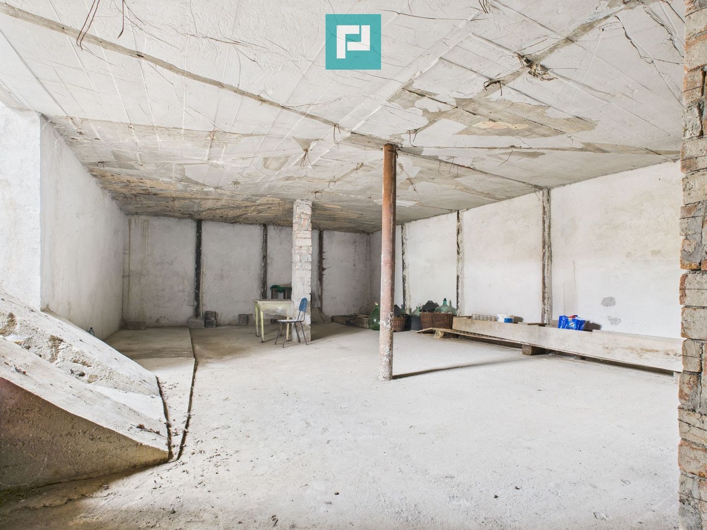 Clădire pentru investiții în Semlac - Poză 2