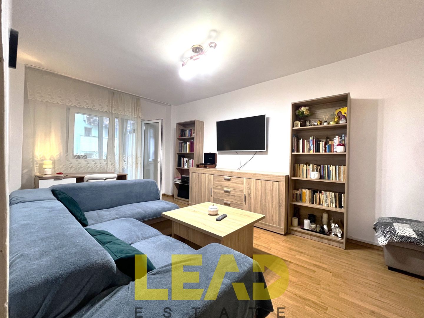 Apartament 3 camere mobilat, utilat! Racadau! - Poză 1