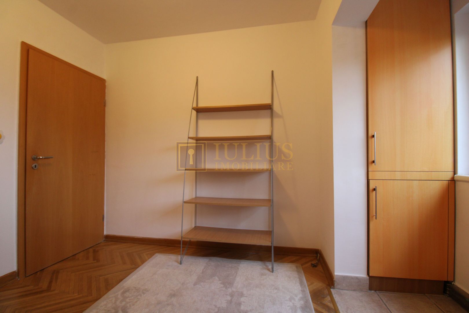 Zona Aradului, 4 camere, centrala proprie. - Poză 11