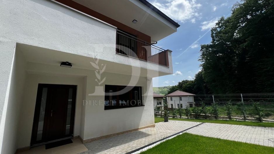 Duplex de vanzare - Floresti - Poză 1