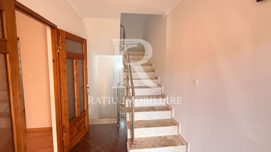 Casă spațioasă de închiriat | 4 dormitoare | Sânmartin - Poză 14