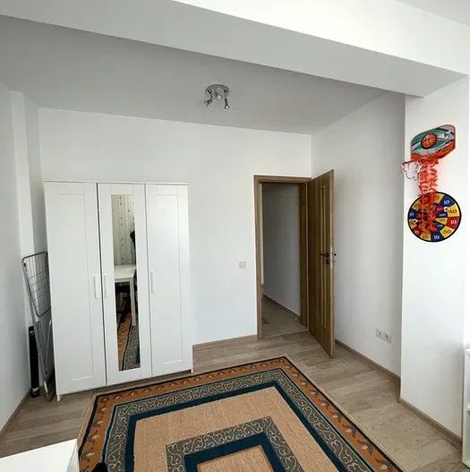 inchiriez apartament cu 3 camere Pacii + loc de parcare - Poză 5