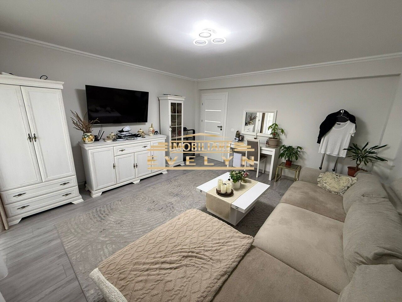 Apartament 2 camere în bloc nou, etaj 1 - Poză 2