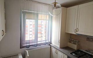 Semicentral - Gh Lazar 2 camere decomandat renovat - Poză 10