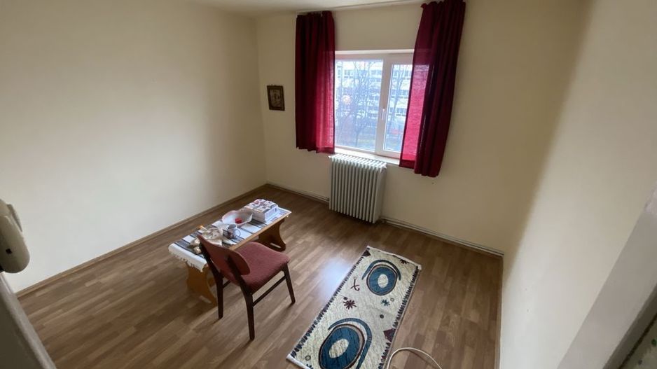 Vând apartament 4 camere – Focșani, VN-LICEUL PEDAGOGIC - Poză 6