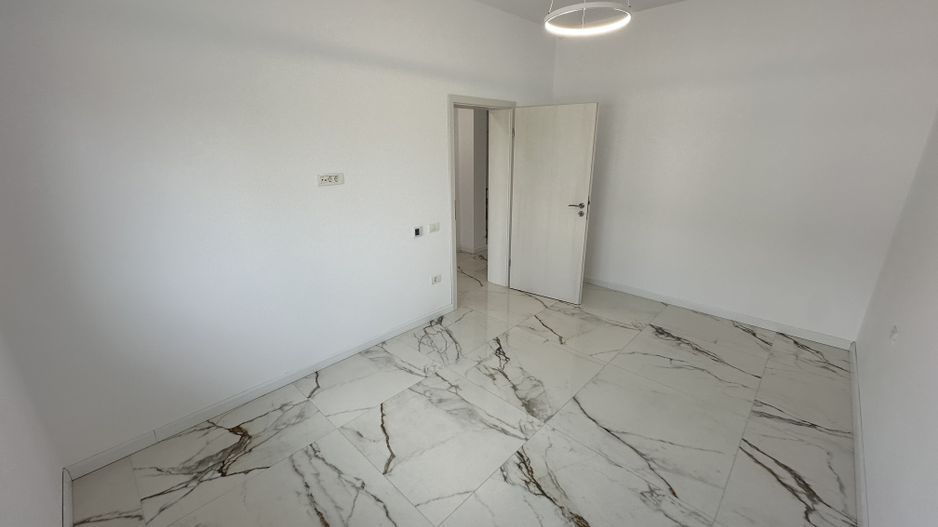 Duplex despărtit  prin garaj zona Ikea - Poză 8