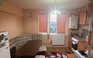 EXCLUSIVITATE.  Apartament decomandat, 2 camere, central Gheorgheni. - Poză 2