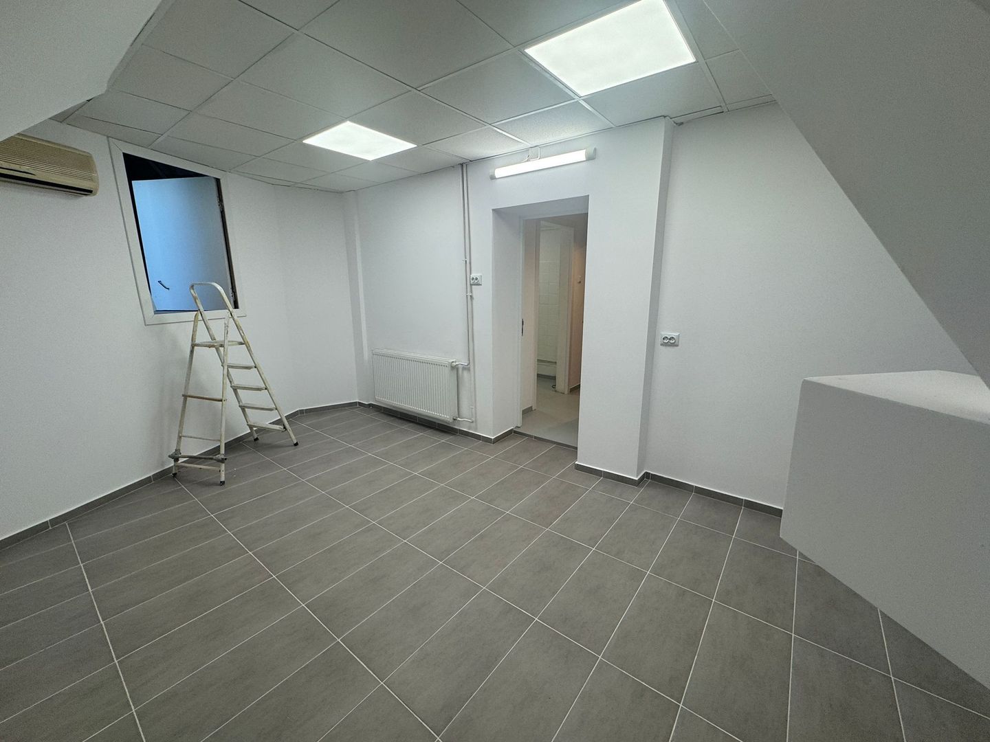 Apartament 3 Camere Nemobilat Pretabil Birou - Poză 6