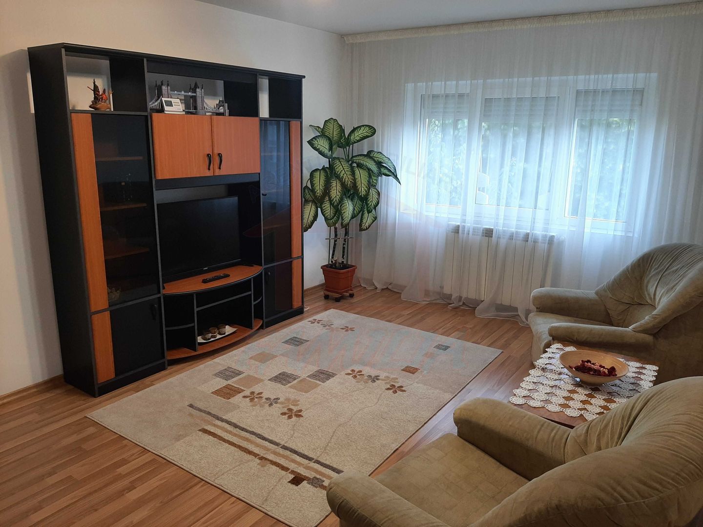 Inchiriere apartament cu 2 camere, Gheorghe Doja, et 3, 350 EURO/Luna - Poză 1