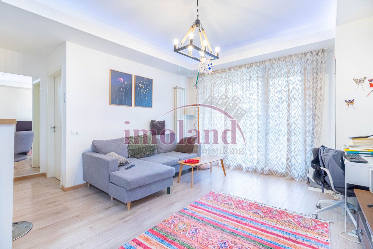 Inchiriere apartament 2 camere - NORTH AREA LAKE VIEW - Aviatiei - Poză 2