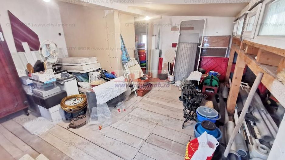 Vanzare casa Andronache - Poză 16