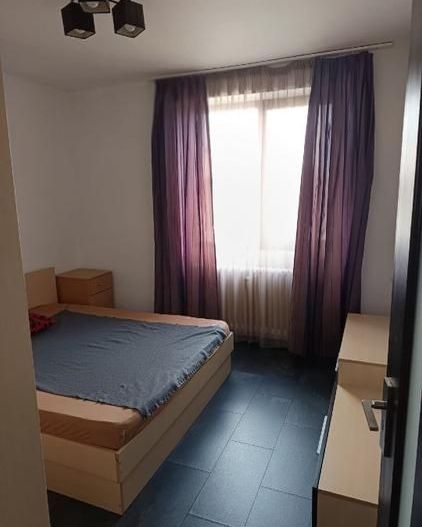 De vanzare Apartament 3 camere Tineretului, central - Poză 6