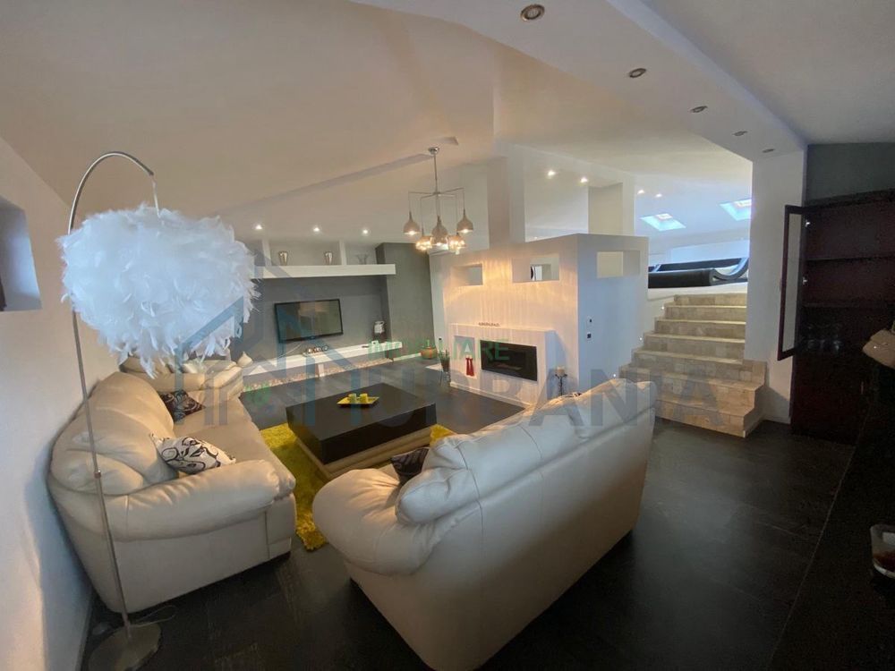 Apartament tip penthouse 3 niveluri Valea Lupului de inchiriat - Poză 1