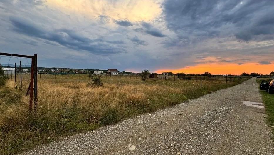 Teren cu PUZ , Zona Aerodrom Magura - Poză 4