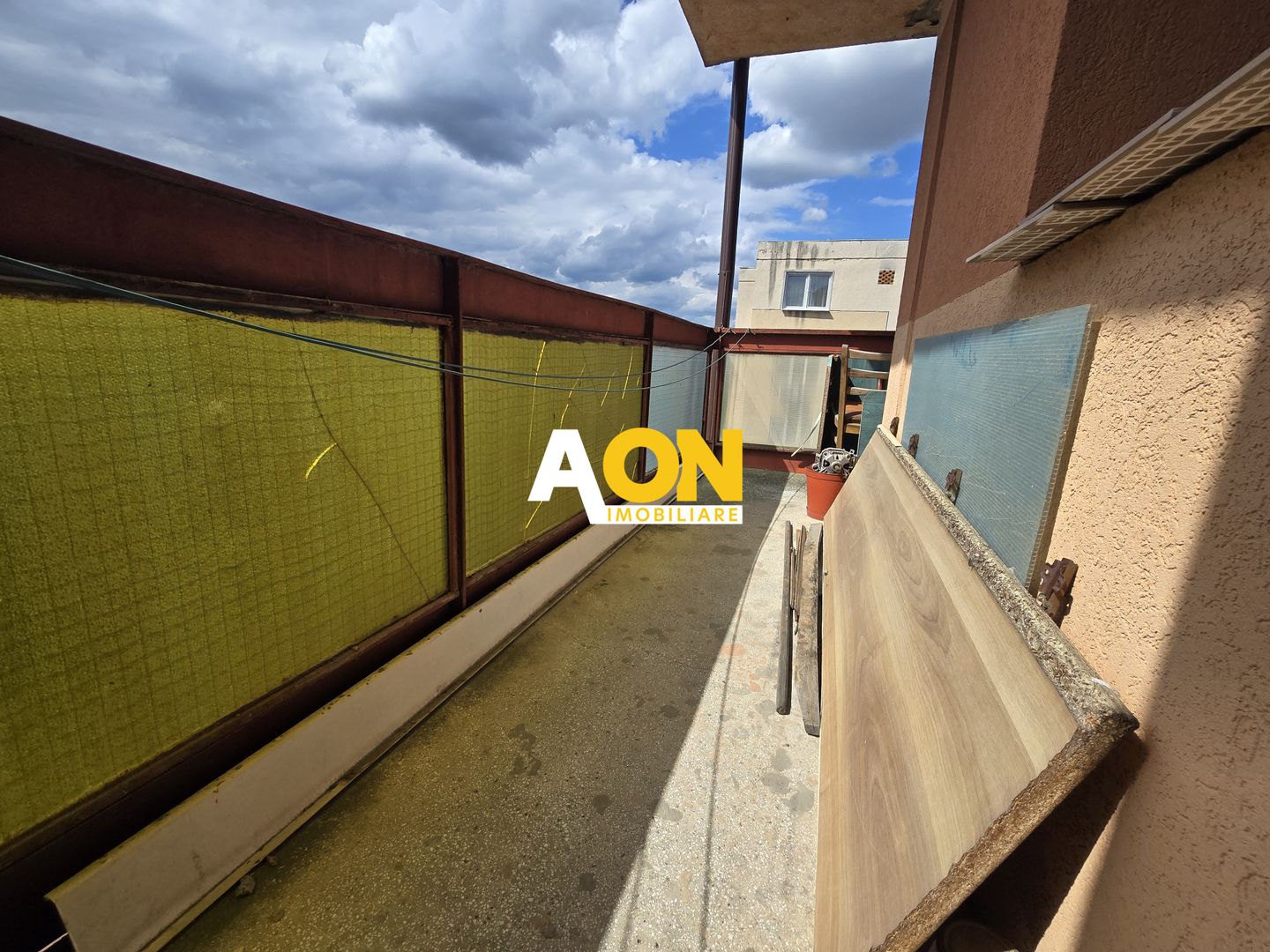 Apartament 3 Camere, 2 Bai, 2 Balcoane Zona Cetate - Poză 12