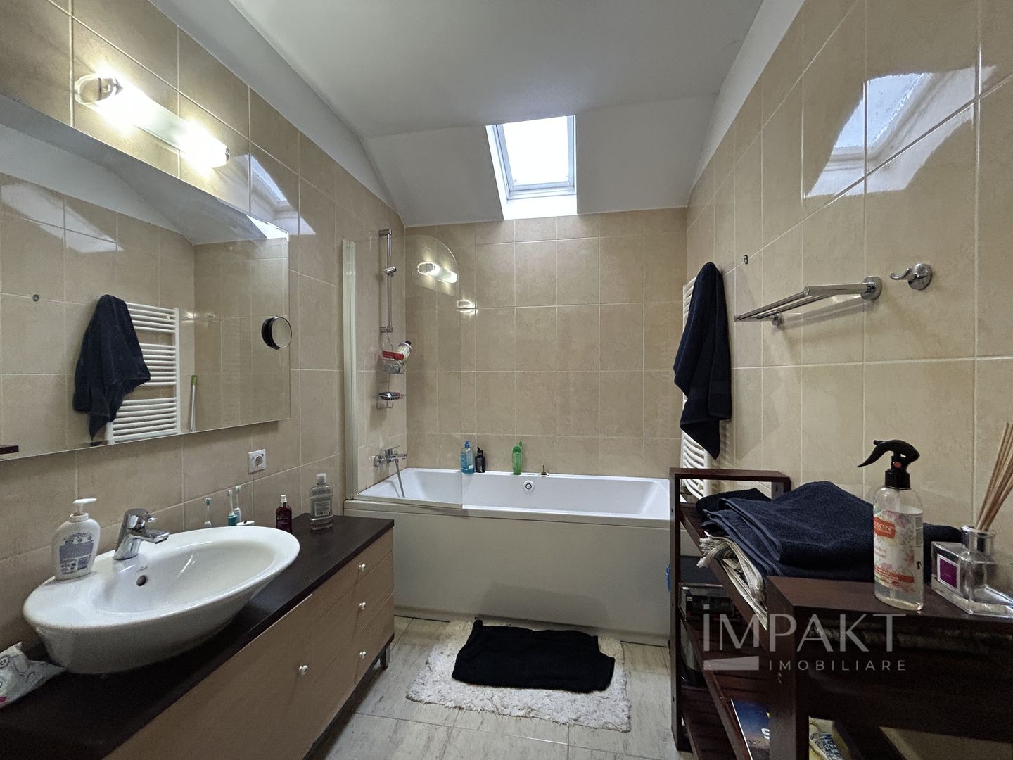 Inchiriere casa individuala in Borhanci! Disponibila din 15 Noiembrie - Poză 19