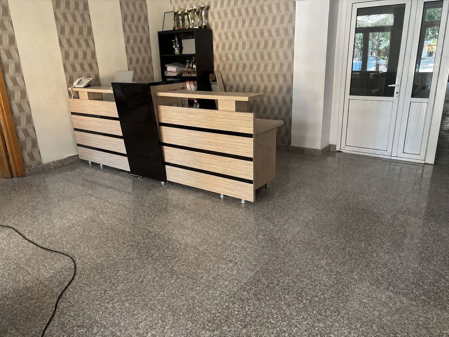 Clădire D+P+1 de închiriat – producție, activități comerciale s.a. - Poză 1
