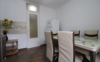 Zona Lipovei, 4 camere + 2 bai, centrala proprie, PET-FRIENDLY - Poză 8
