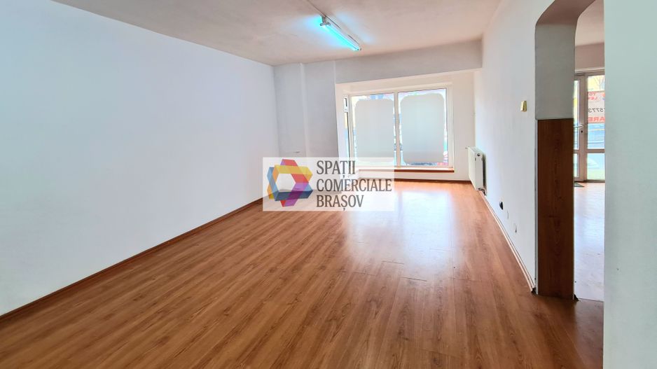 Spatiu comercial de vânzare cu vad Brașov - 57 mp # plus-imo.ro - Poză 2