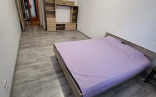 Apartament cu 3 camere de vanzare in zona Straulesti - Poză 2