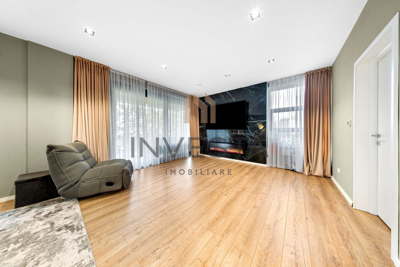 Vila moderna cu priveliste panoramica! - Poză 4