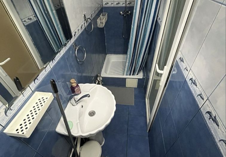 Închiriere Apartament cu 3 camere Titan, 2 bai, renovat, AC, 10 min metrou - Poză 5