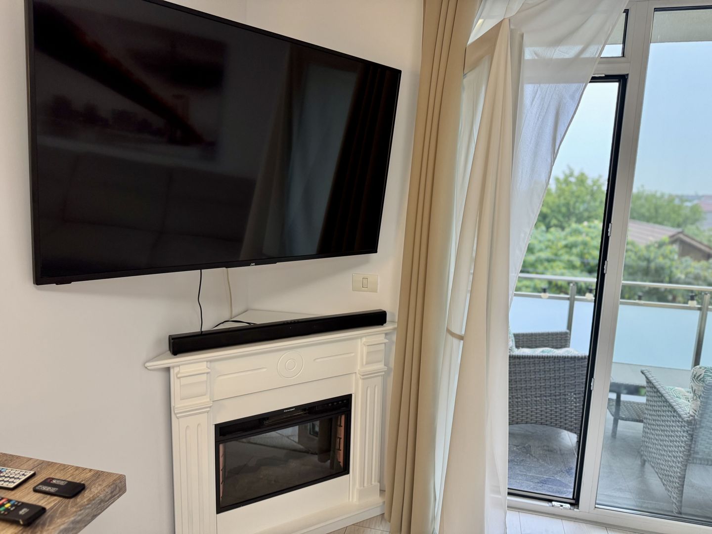 Apartament Modern cu 2 Camere de Închiriat în Dumbrăvița - Poză 14