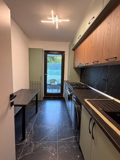 Apartament 2 camere in complexul Roka Residence cu loc de parcare si centrala - Poză 10