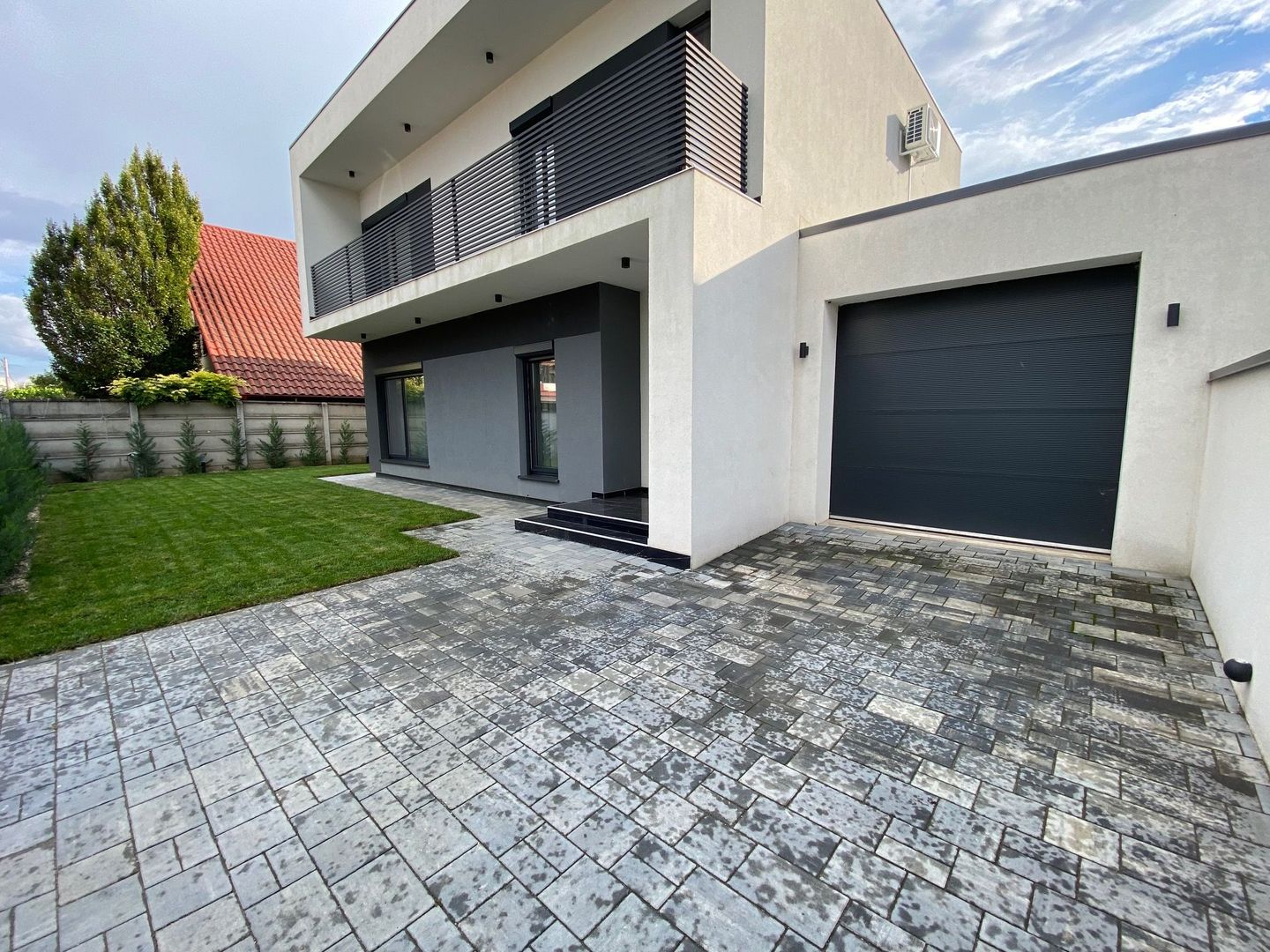 Casa moderna în Dumbravita - Ikea cu garaj - Poză 1