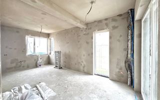 Casa individuala cu arhitectura deosebita, 170 000 Euro -  Sacalaz - Poză 4