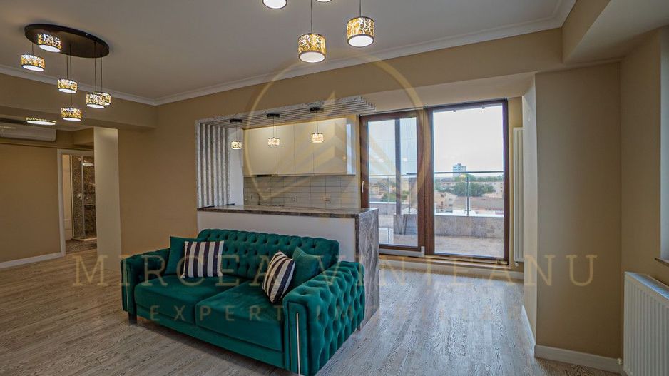 Delfinariu/B-dul. Mamaia - Apartament cu 3 camere într-un bloc finalizat în 2009 - Poză 3