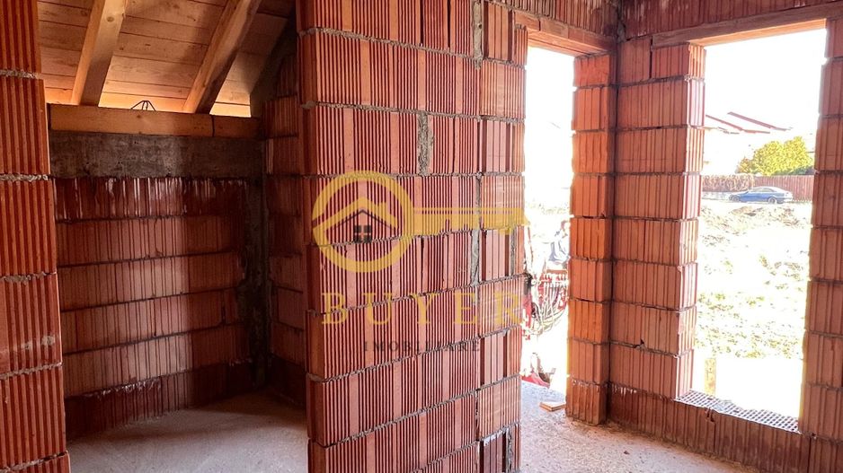 Casa de vanzare in Sura Mare- teren liber 262mp- la ALB - Poză 9