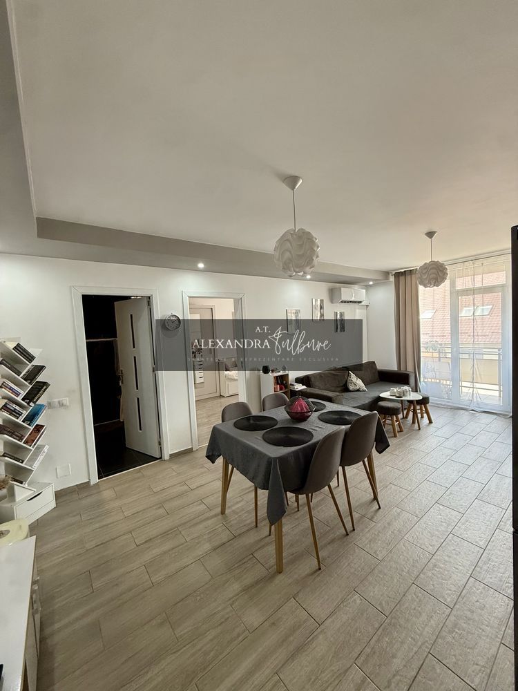 Apartament 3 camere, dressing, balcon, parcare, zona Eroilor - Poză 1