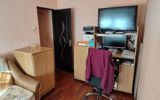 BRASADAS vinde ap 3 cam etaj 2/4 in Solidaritatii. - Poză 2