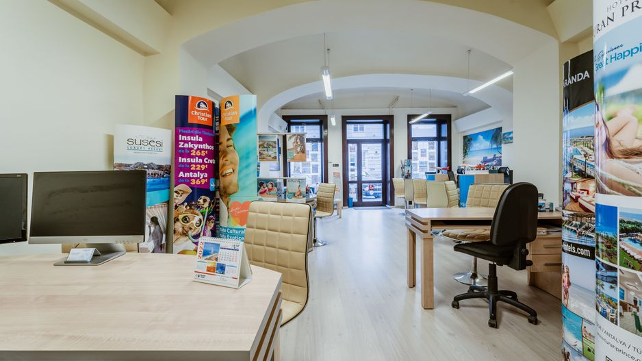 Spațiu comercial pe Bulevardul Revoluției - Poză 4