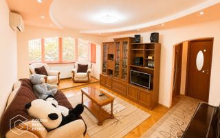 Apartament superb, 2 camere, etaj 1, C. Romanilor - Poză 1