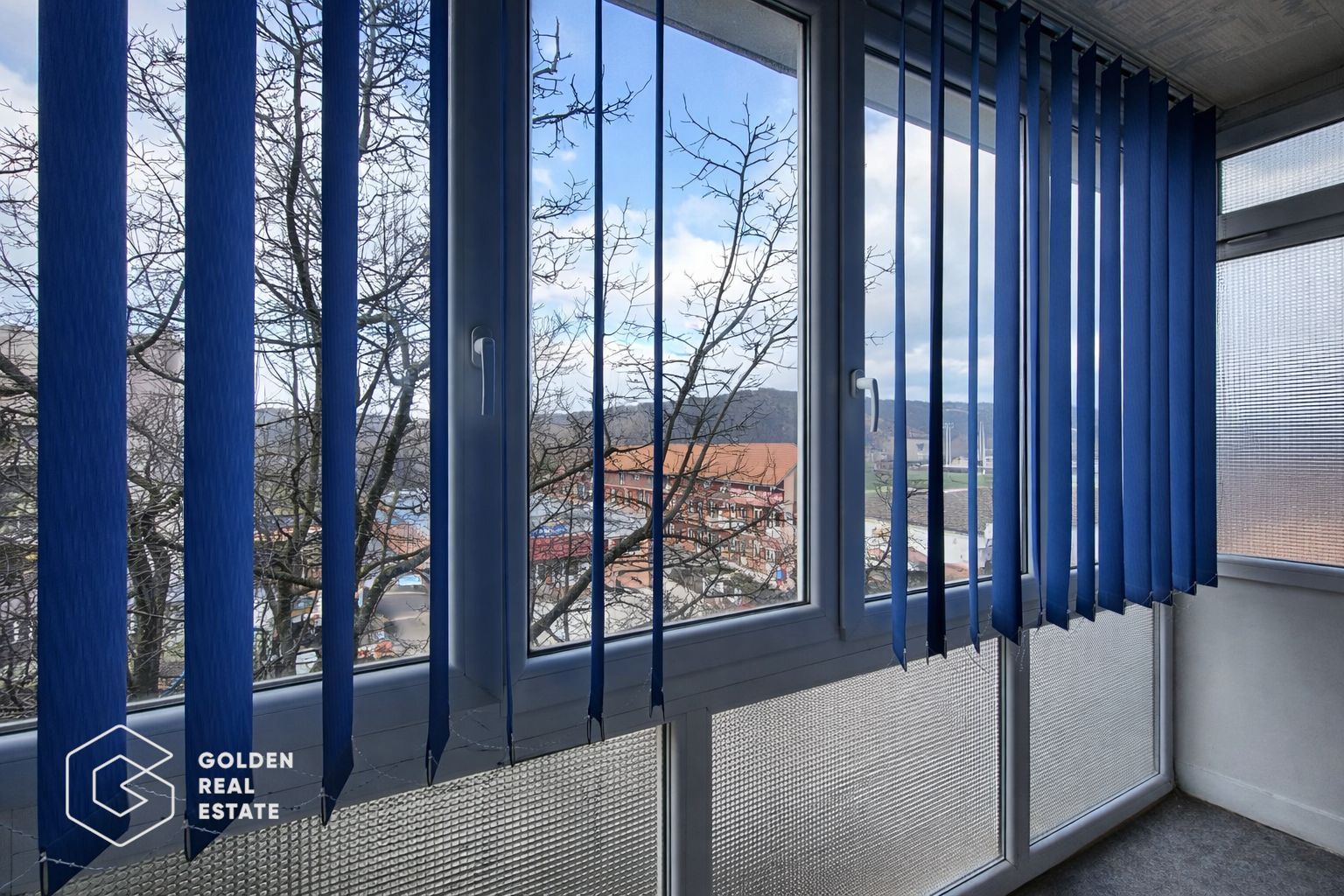 Apartament 3 camere, etaj 3, oras Lipova - Poză 11