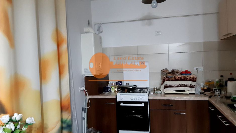 Apartament 2 camere Uverturii Centrala Propie + Terasa - Poză 9
