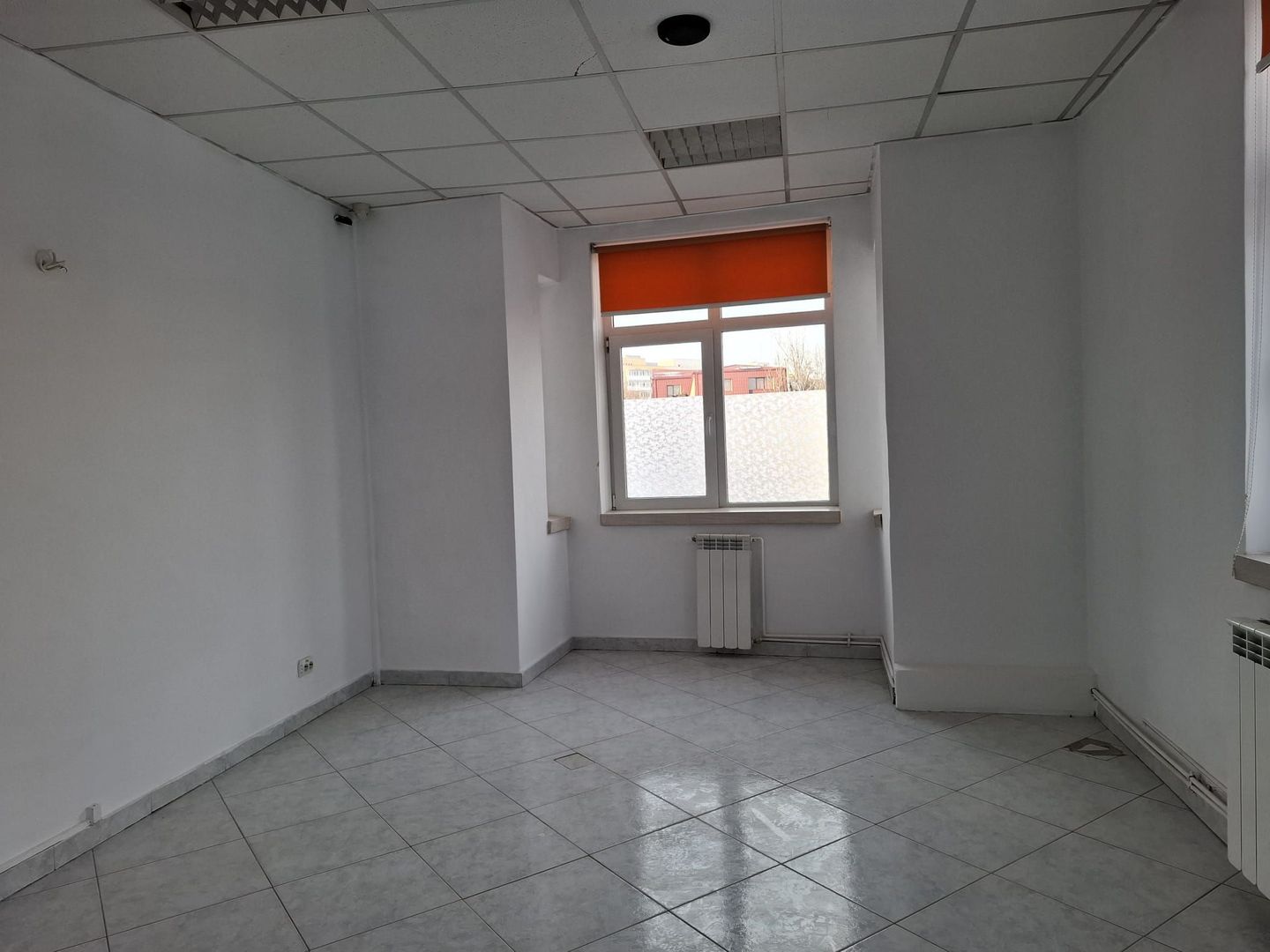 URGENT!, libera, rezidential/birou/comercial, 2 intrari, NEGOCIABIL - Poză 14