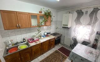 Apartament cu 3 camere,Confort,Zona Mureseni - Poză 1