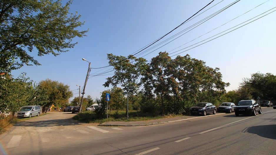 Teren 5963 mp deschidere lac Grivita 42 m cu deschidere la strazi 77 m - Poză 5