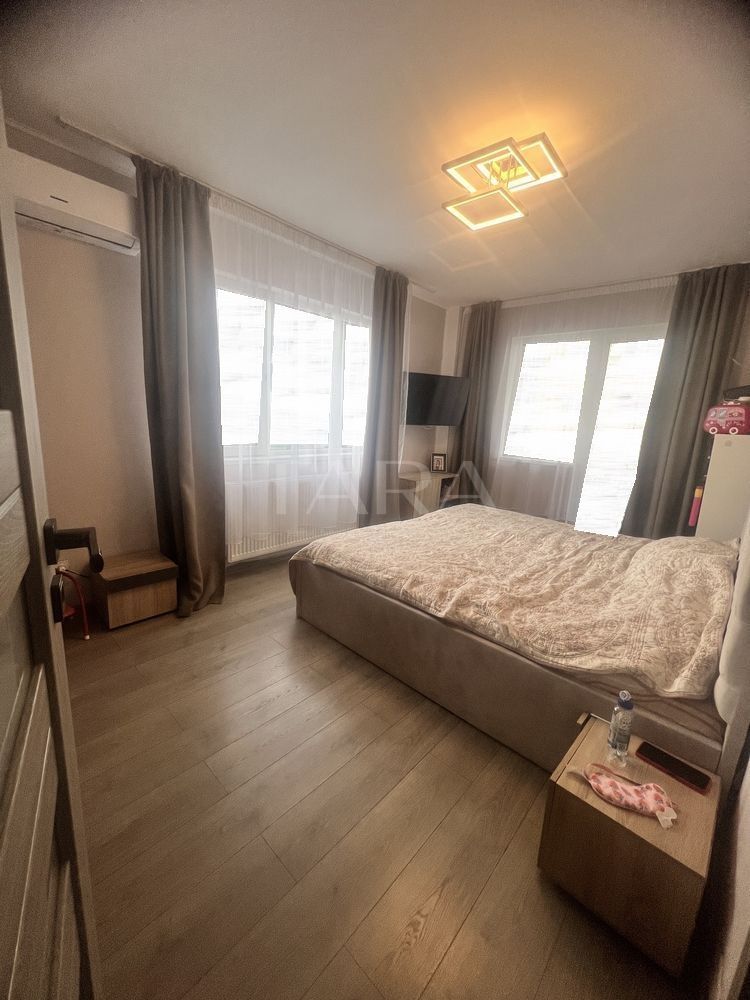 Vând apartament cu 2 camere în Florești, zona Florilor. - Poză 6